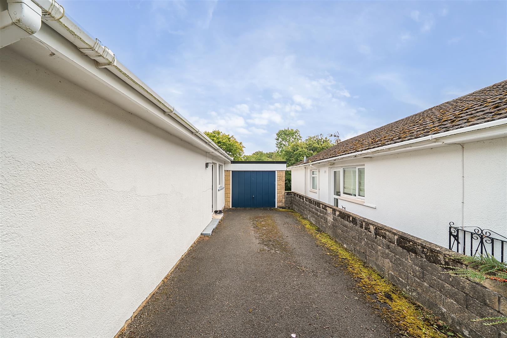 Christopher Rise, Pontlliw, Swansea, SA4 9EN
